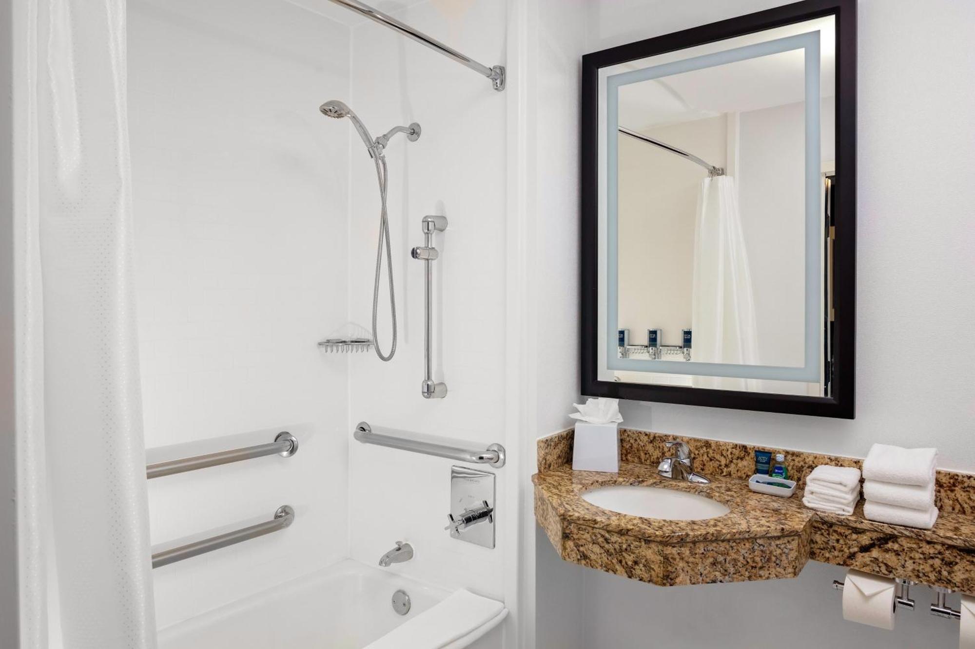 Four Points By Sheraton Memphis East Екстер'єр фото