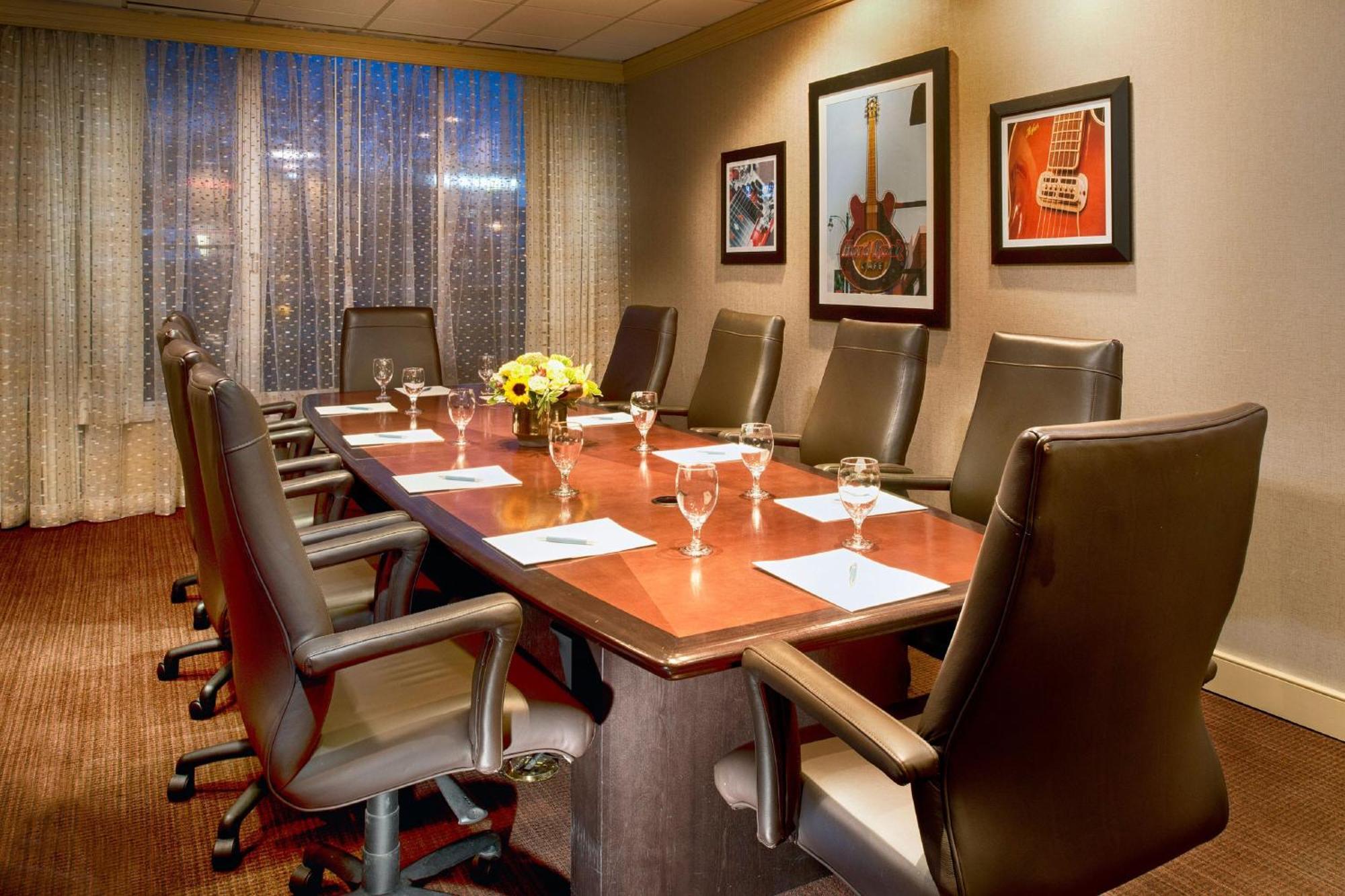 Four Points By Sheraton Memphis East Екстер'єр фото